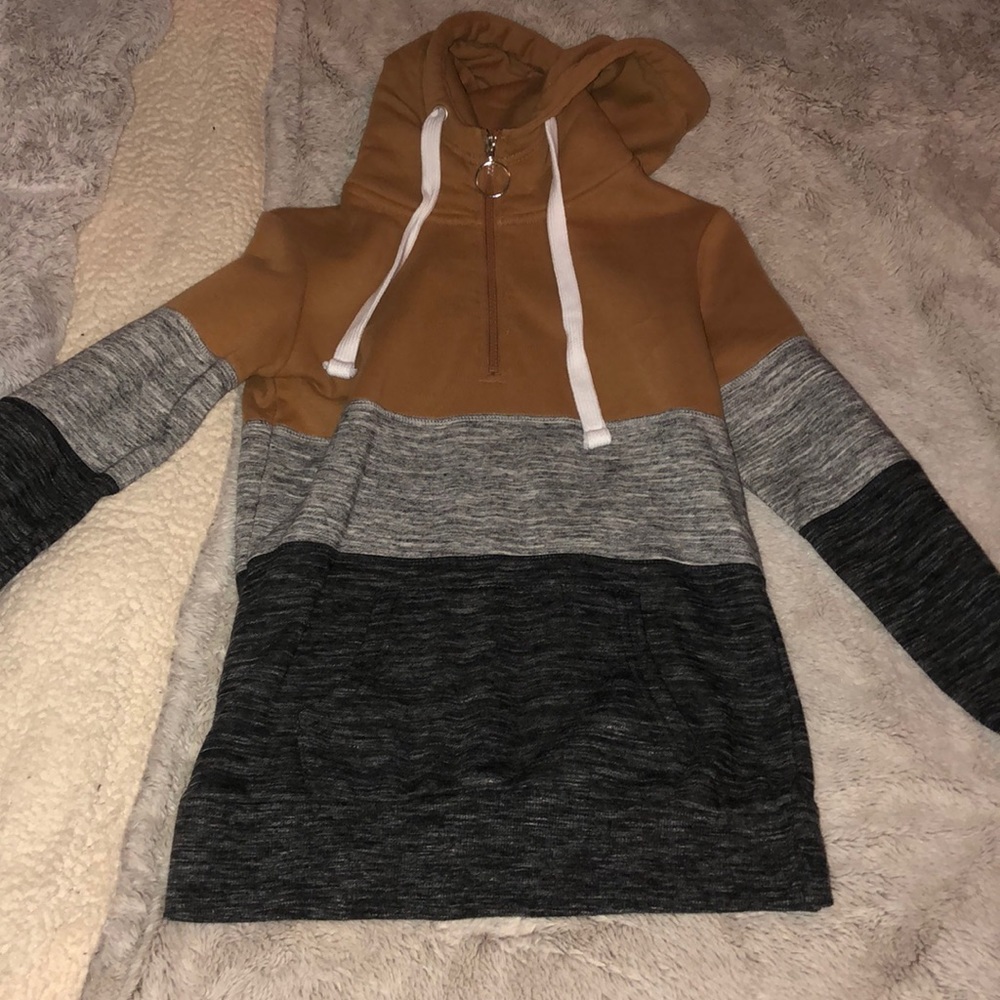 hoodie never worn